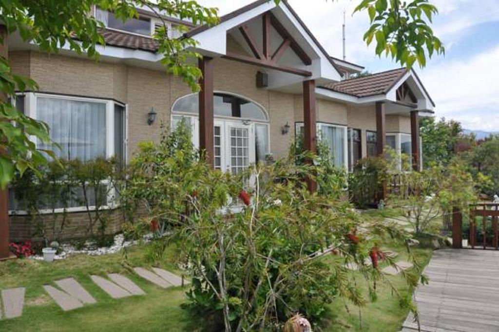 Starhome Cottage Renai Exterior photo